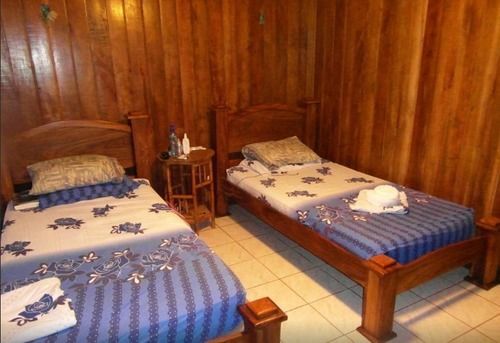 Miss Junies Lodge Tortuguero Luaran gambar
