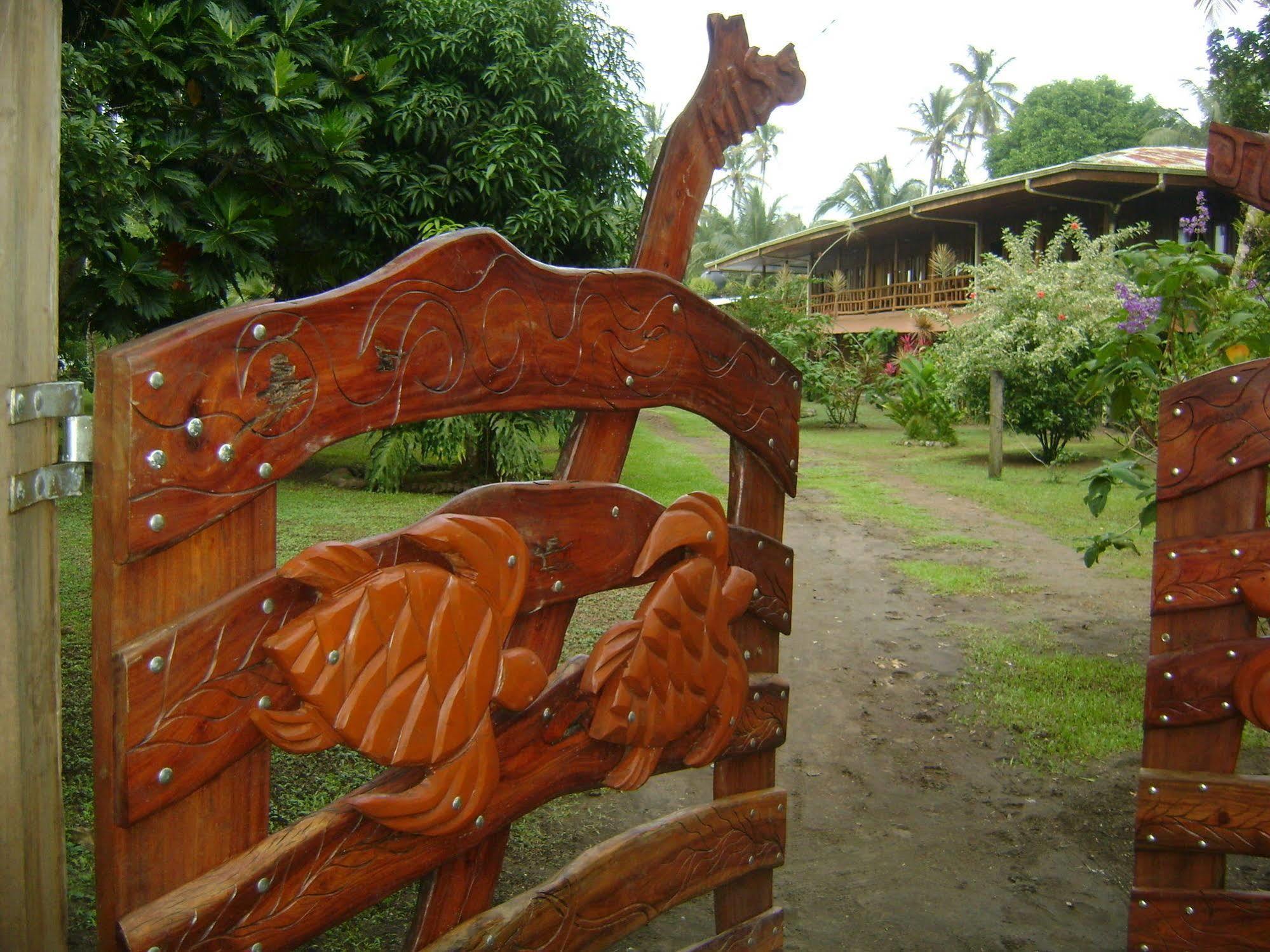 Miss Junies Lodge Tortuguero Luaran gambar